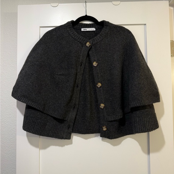 Zara Knit Cape Jacket - Picture 3 of 14